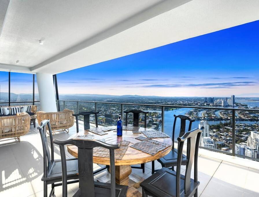 Exclusive Circle On Cavil Sub-Penthouse Luxury Apt - Hosted By Coastal Letting Gold Coast Kültér fotó