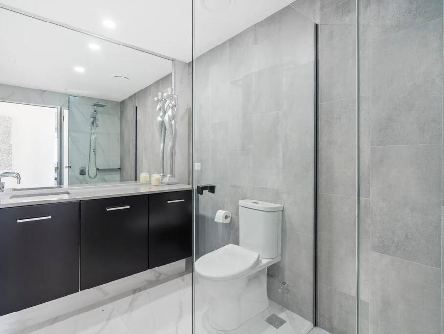 Exclusive Circle On Cavil Sub-Penthouse Luxury Apt - Hosted By Coastal Letting Gold Coast Kültér fotó