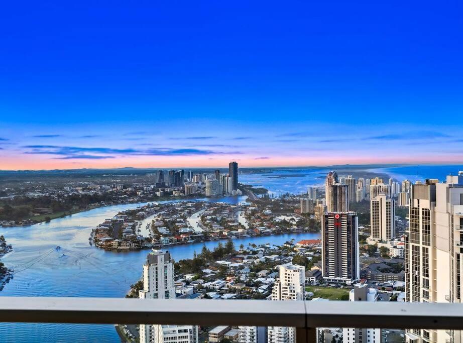 Exclusive Circle On Cavil Sub-Penthouse Luxury Apt - Hosted By Coastal Letting Gold Coast Kültér fotó